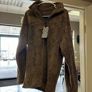 NWT True Grit Pull Over men’s medium